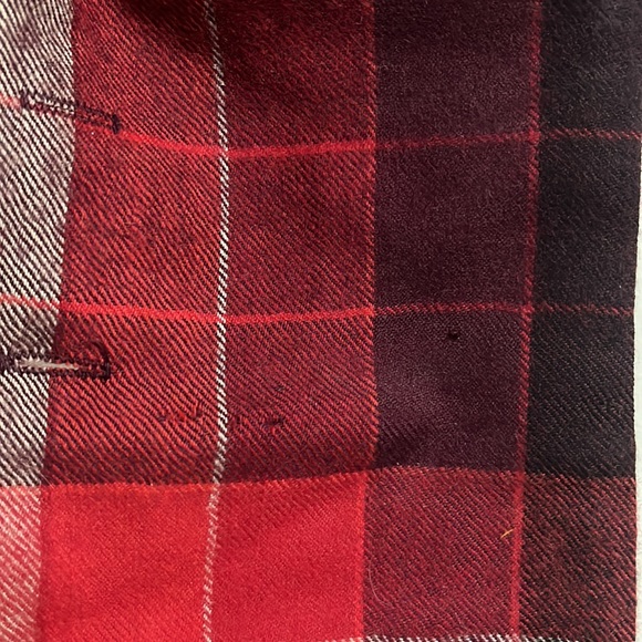 Wool Plaid Scarf - Picture 4 of 7